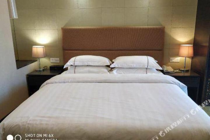 Mingmen Hotel