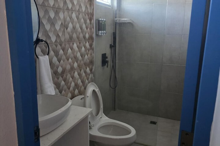 Room 16 of 29