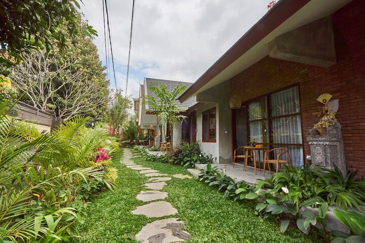 Yarama Cottages