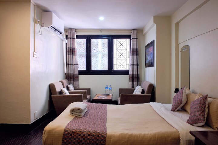 Room 22 of 122