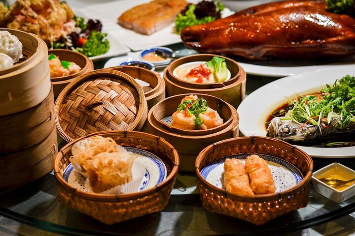 Dining 54 of 76