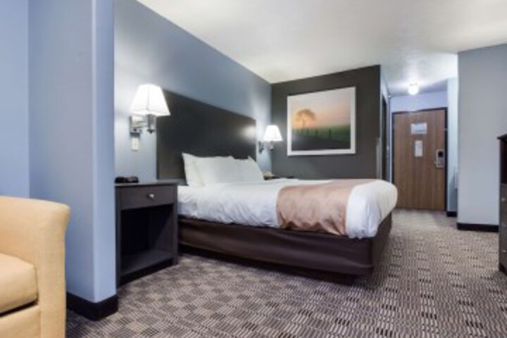 Room 22 of 38