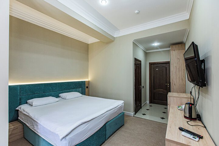 Room 19 of 41