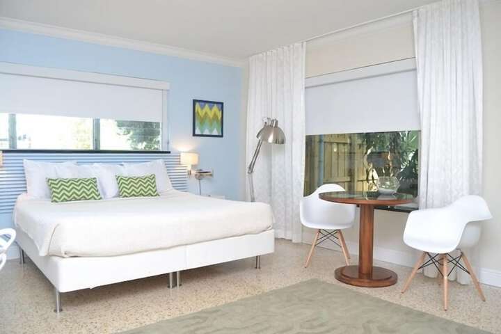 Room 45 of 120