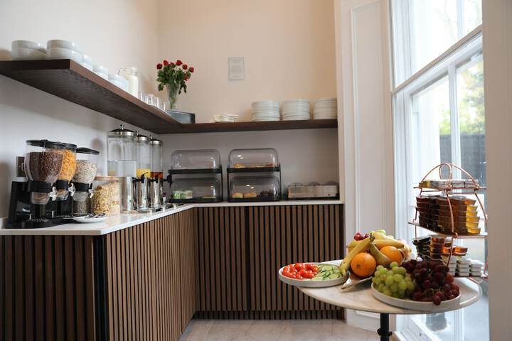 Breakfast/Coffee Service 62 of 76