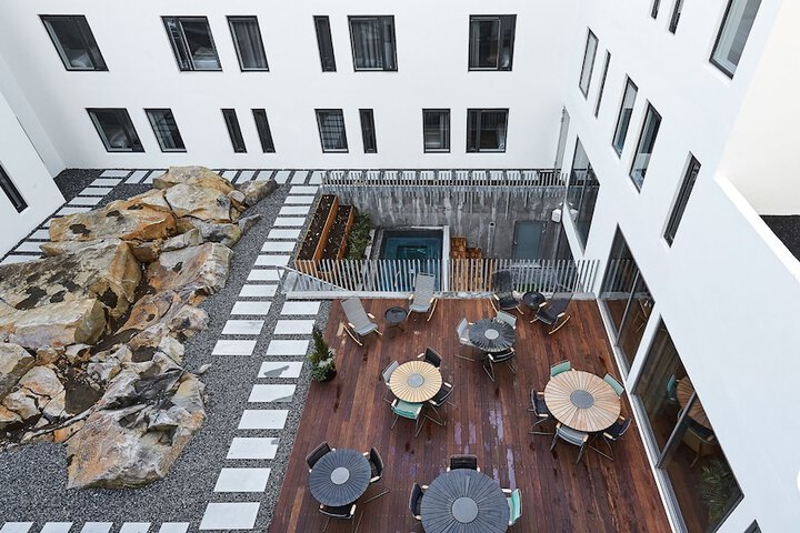 Hotel 63 of 64