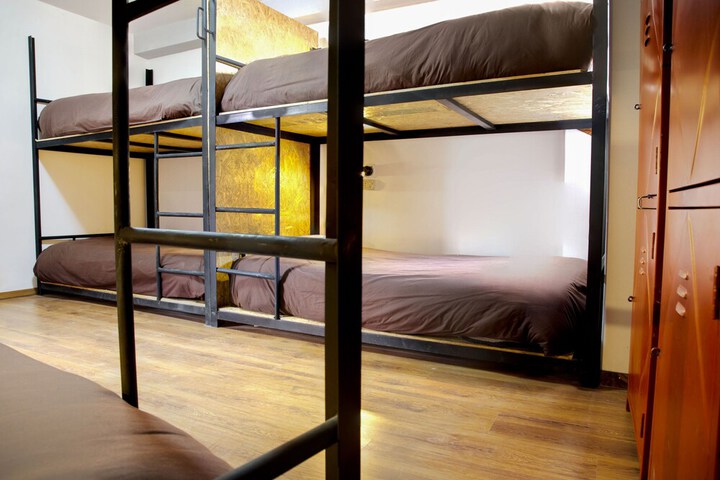 Room 21 of 52