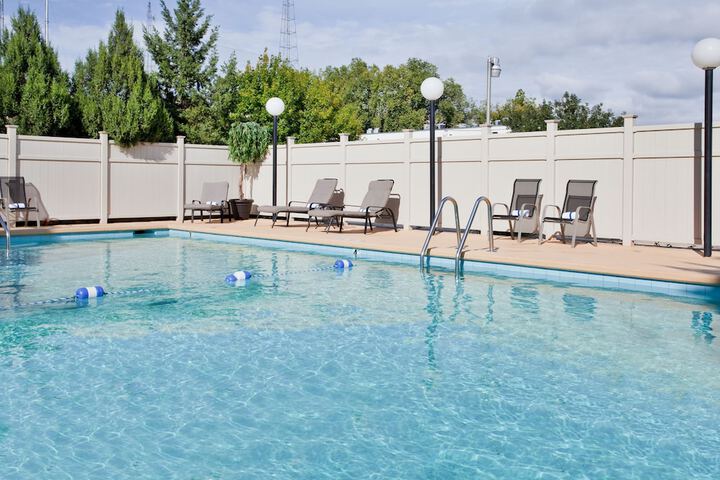 Pool 8 of 29
