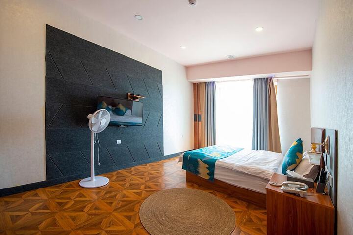 Room 20 of 21
