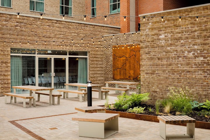 Terrace/Patio 32 of 75