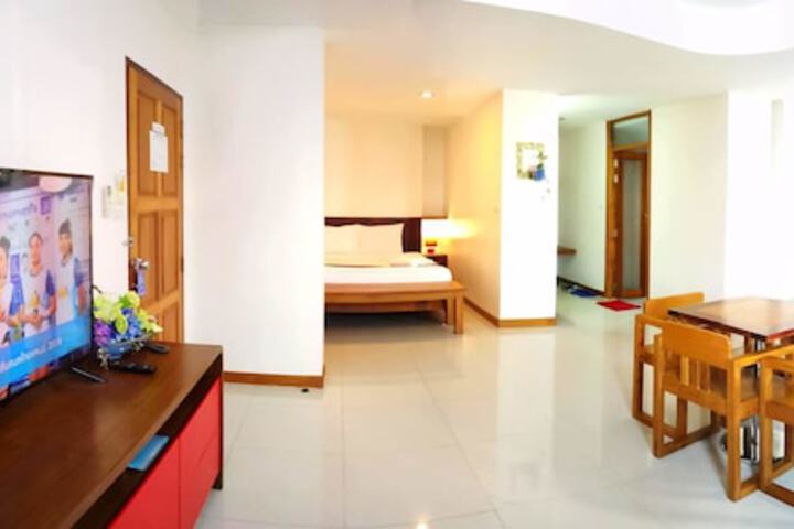 Room 13 of 39