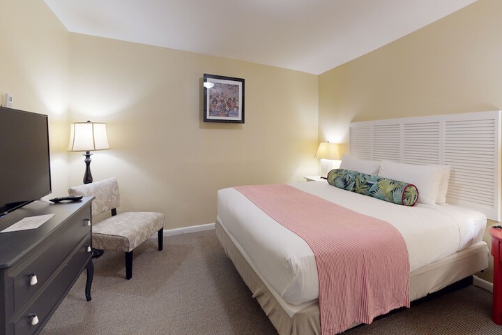 Room 34 of 80