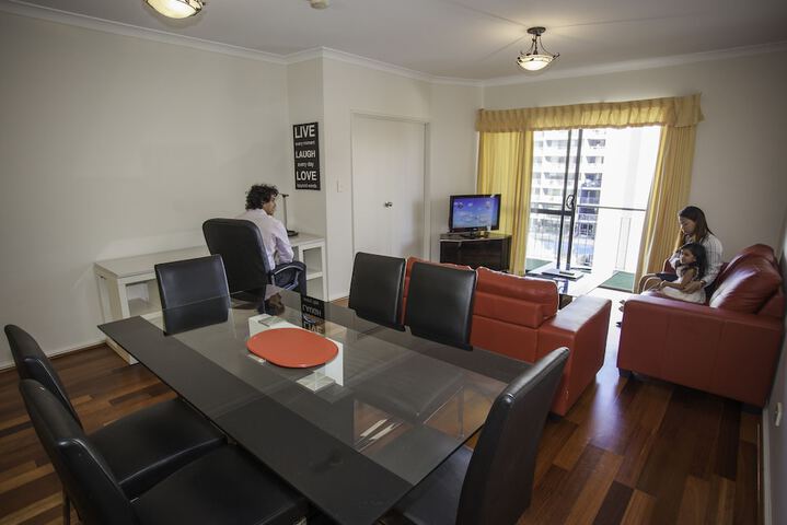 Room 18 of 38