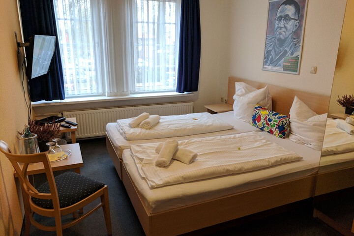 Standard Suite