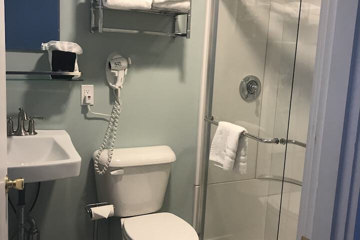 Room 29 of 42