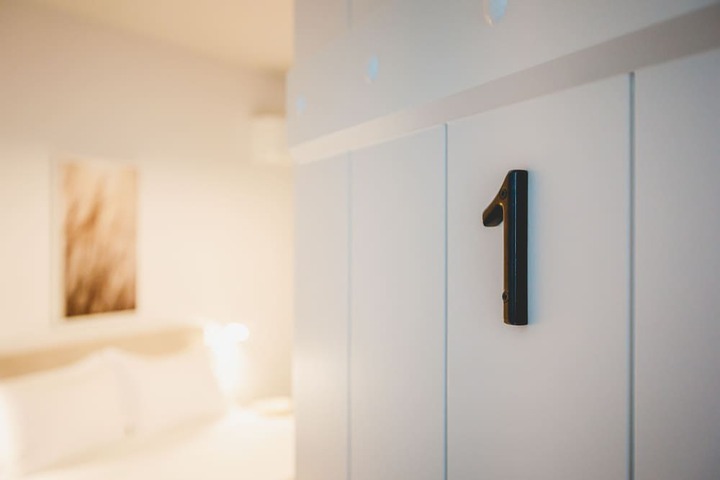 Room 14 of 108