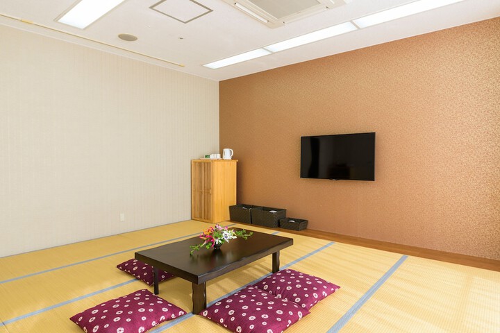 Room 20 of 96