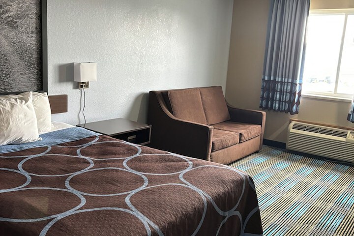 Room 12 of 57