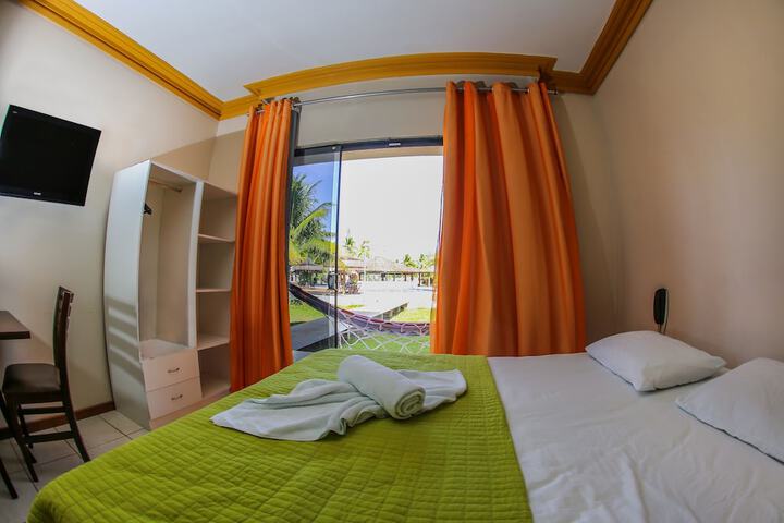 Room 3 of 37