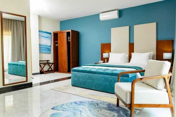 LIFESTYLE BOUTIQUE HOTEL