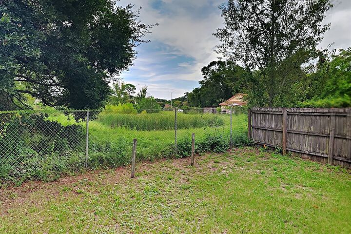Property Grounds 15 of 21