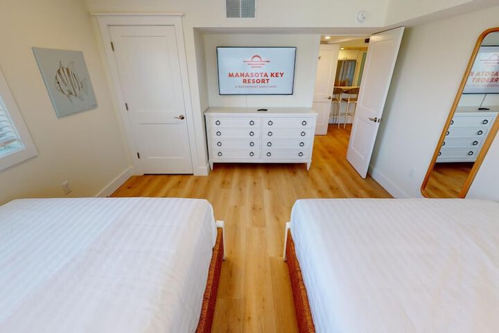 Room 20 of 115