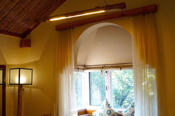 Room 4 of 76