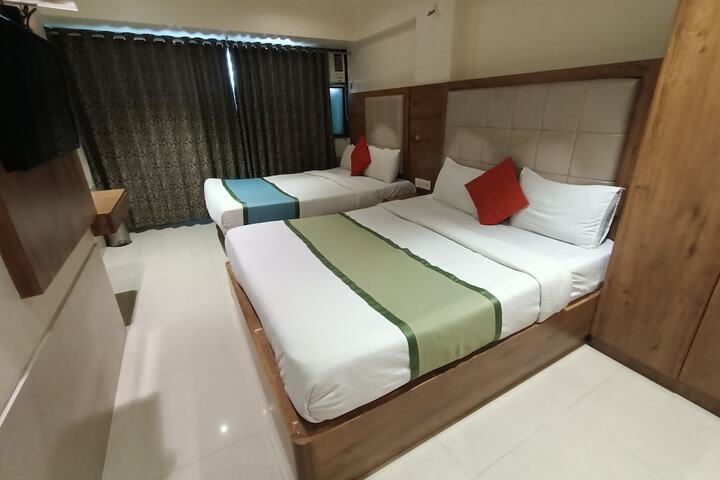 Room 66 of 90