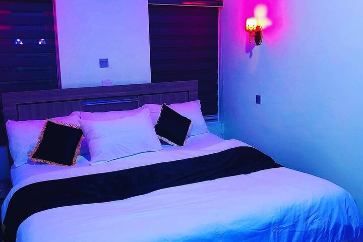 Room 7 of 36