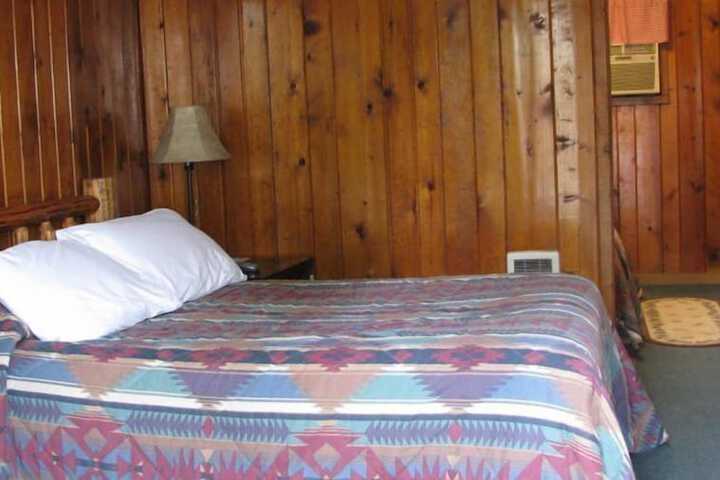Room 15 of 33