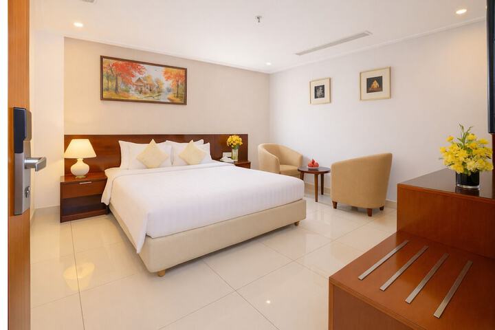 Room 18 of 42