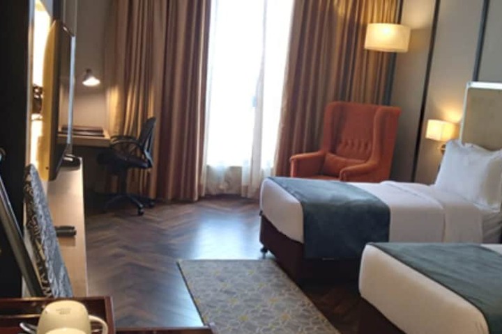 Room 17 of 63