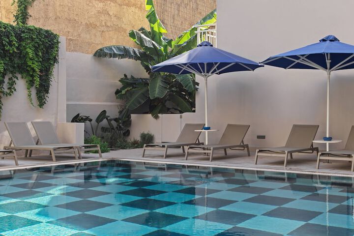 Pool 29 of 48