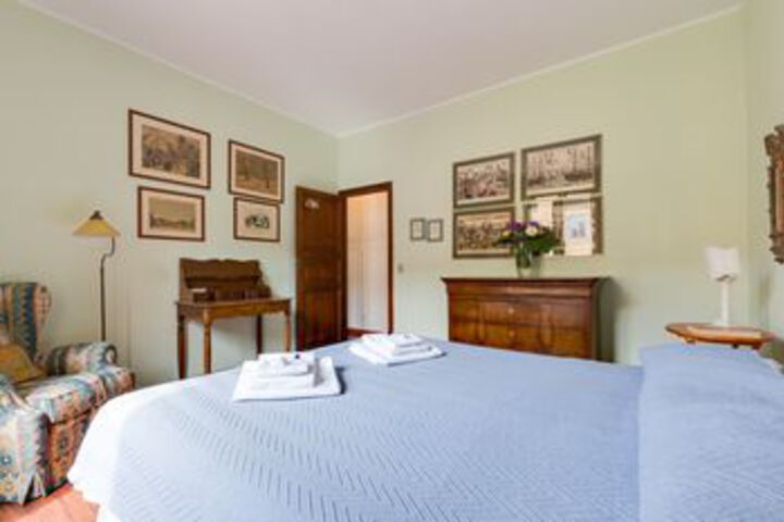 Room 201 of 445
