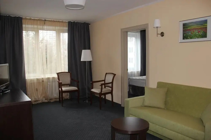 guest_rooms