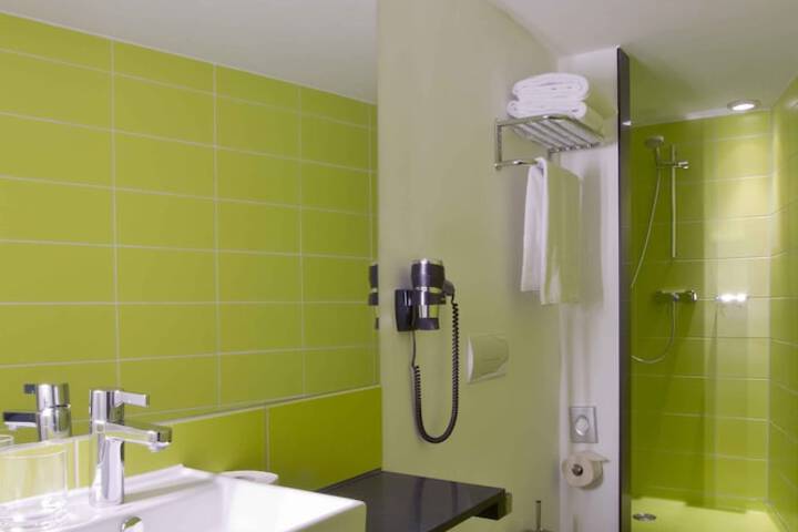Room 35 of 56