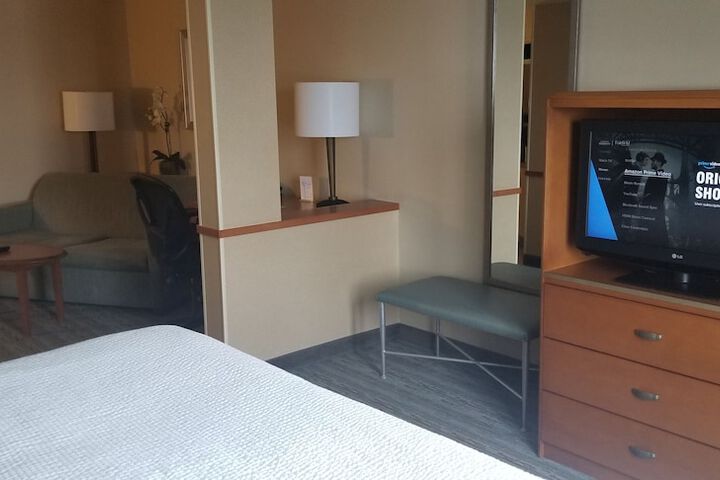 Room 4 of 29