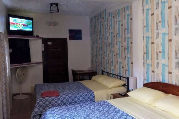 Room 8 of 41