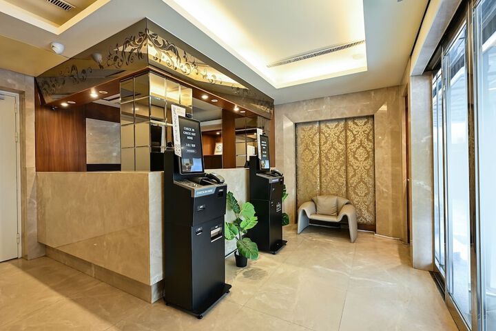Lobby Photos