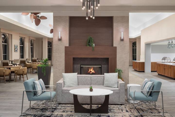 Guest Lobby
