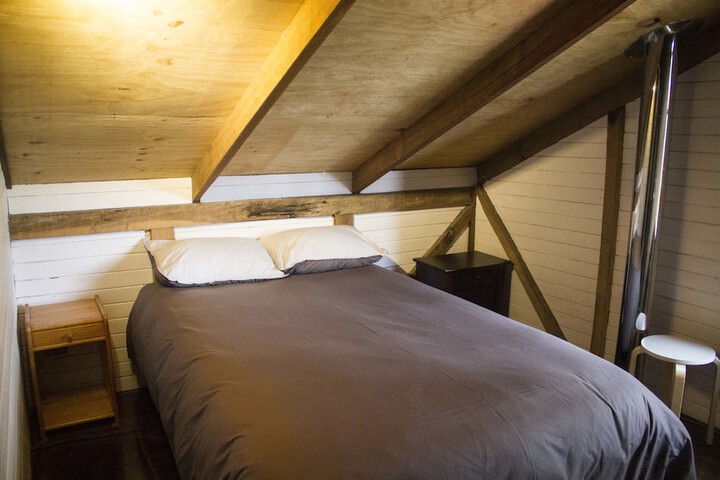 Room 4 of 34