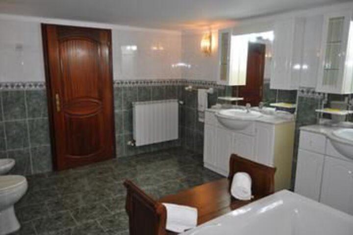 Room 15 of 63