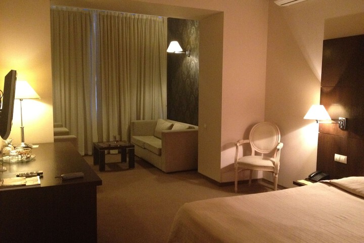 Room 7 of 53