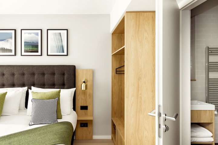 Room 18 of 85