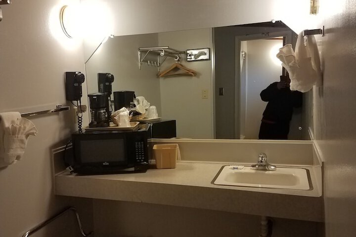 Room 12 of 30