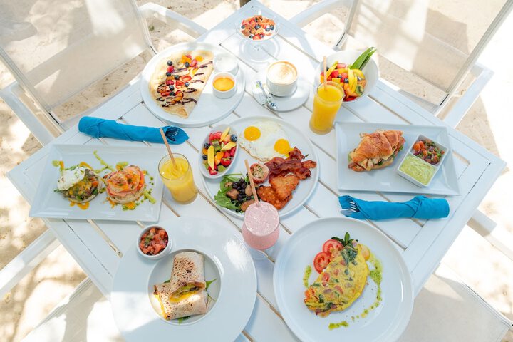 Breakfast/Coffee Service 81 of 129