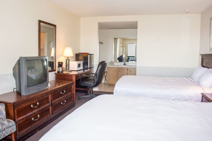 Room 4 of 20