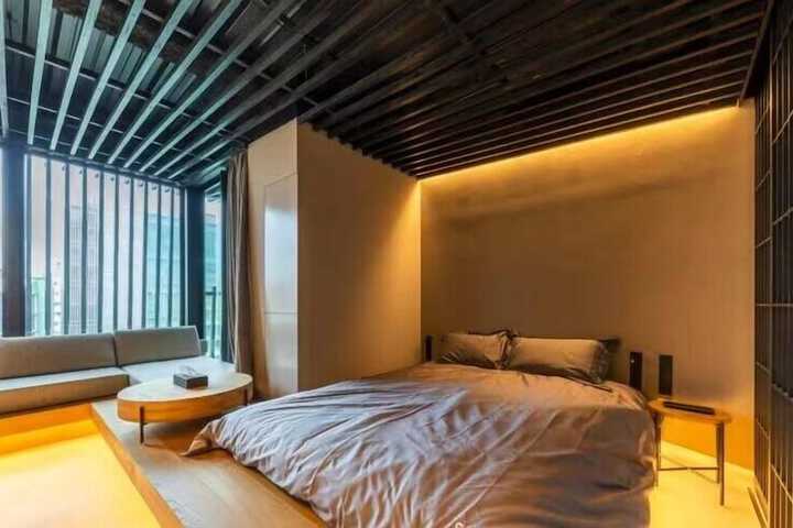 Room 4 of 21