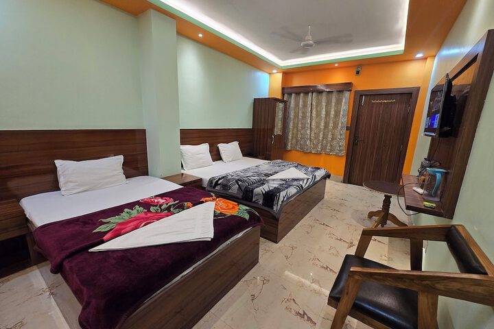 Room 7 of 31