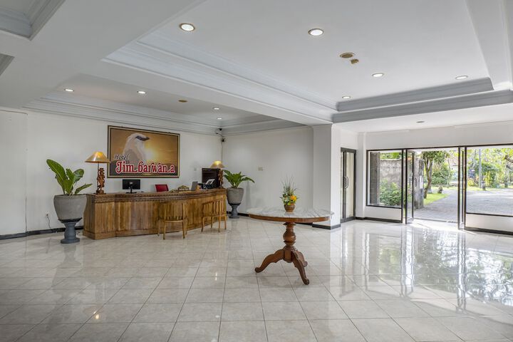 Jimbarwana Hotel